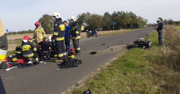 Tragiczny wypadek! Zderzenie dwóch motocykli. Jeden kierujący zmarł w drodze do szpitala