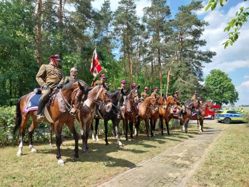 Szwadron Kawalerii Ziemi Konińskiej w Brdowie [FOTO]