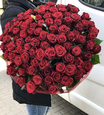Bukiet 100 róż