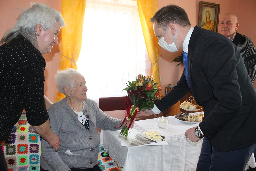 Setne urodziny mieszkanki Gminy Dąbie