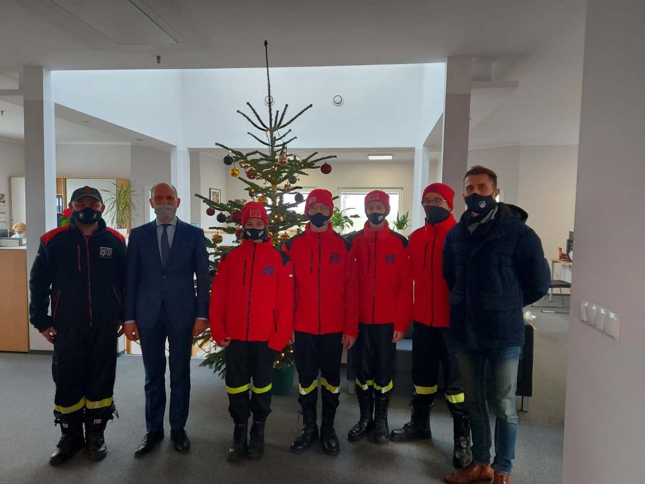 Nowe umundurowanie drużyny Młodzieżowej OSP Koło 