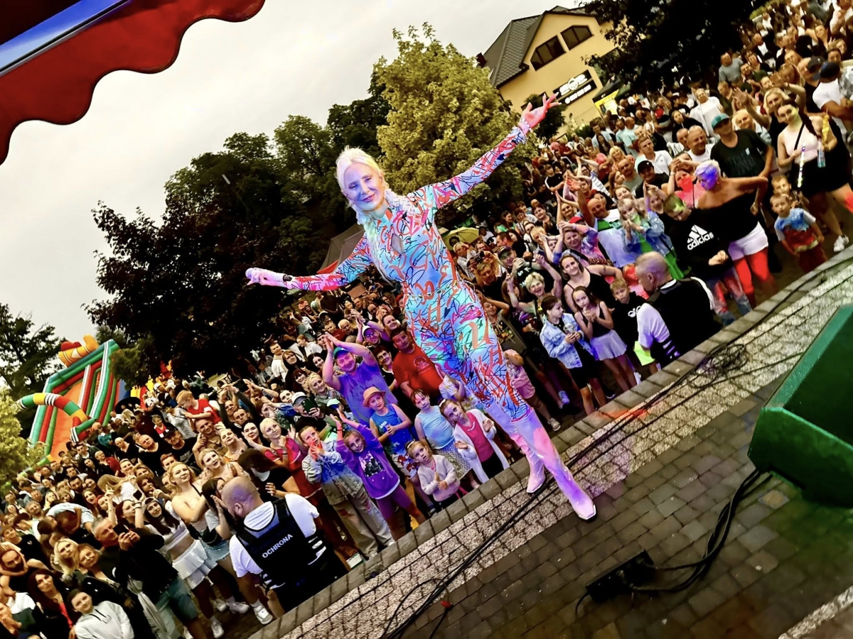 Dzień Gminy Babiak 2025 z koncertem zespołu MEJK [FOTO]