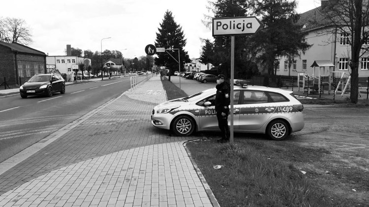 Policjanci oddali hołd zamordowanemu na służbie koledze