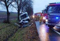 Koszmar na drodze! Trzy ofiary śmiertelne wypadku! Zderzenie osobówki z ciężarówką