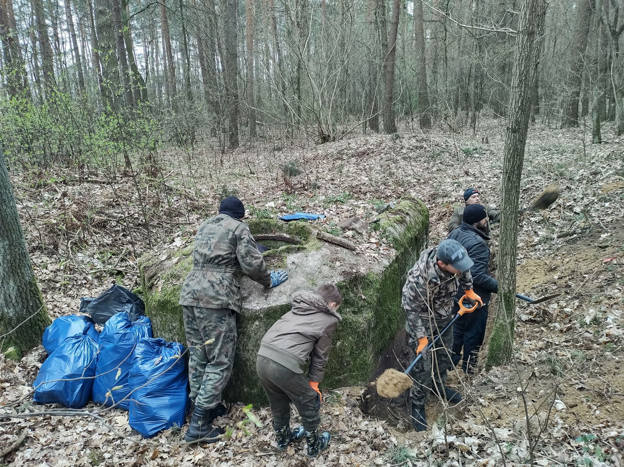 Walkiria znów działa na terenie gminy Kościelec. Kolejny schron zostanie odkryty