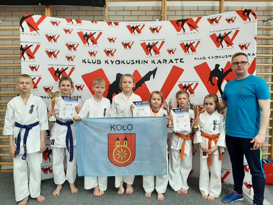 Zawodnicy Kolskiego Klubu Kyokushin Karate z medalami wśród międzynarodowej stawki