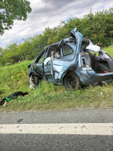 Ten wypadek mógł skończyć się tragicznie. Dzieci przewiezione do szpitala