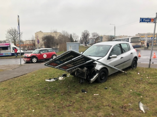 Skrzyżowanie przy Kauflandzie ponownie miejscem wypadku [ZDJĘCIA]