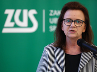 Prezes ZUS: złożenie wniosku o 300 plus do końca sierpnia gwarantuje wypłatę do 30 września