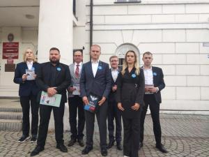 Działacze Ruchu Narodowego w powiecie kolskim uczcili 82. rocznicę Rzezi Wołyńskiej