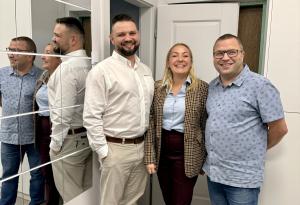 AMB Technic świętuje 30 lat działalności - z pomocą, która zostawia trwały ślad
