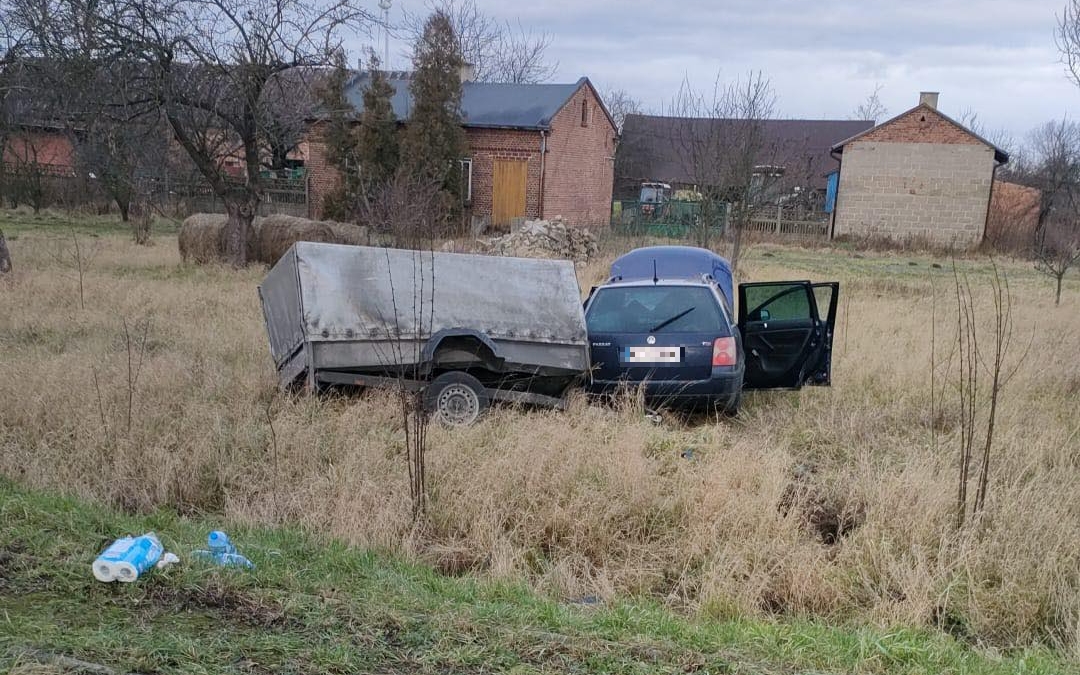 DK92 w Grzegorzewie. Zderzenie dwóch osobówek