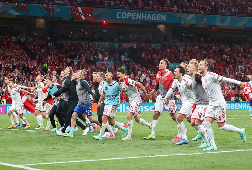 ME 2021: awans Austrii oraz Danii, cztery punkty dają grę w 1/8 finału