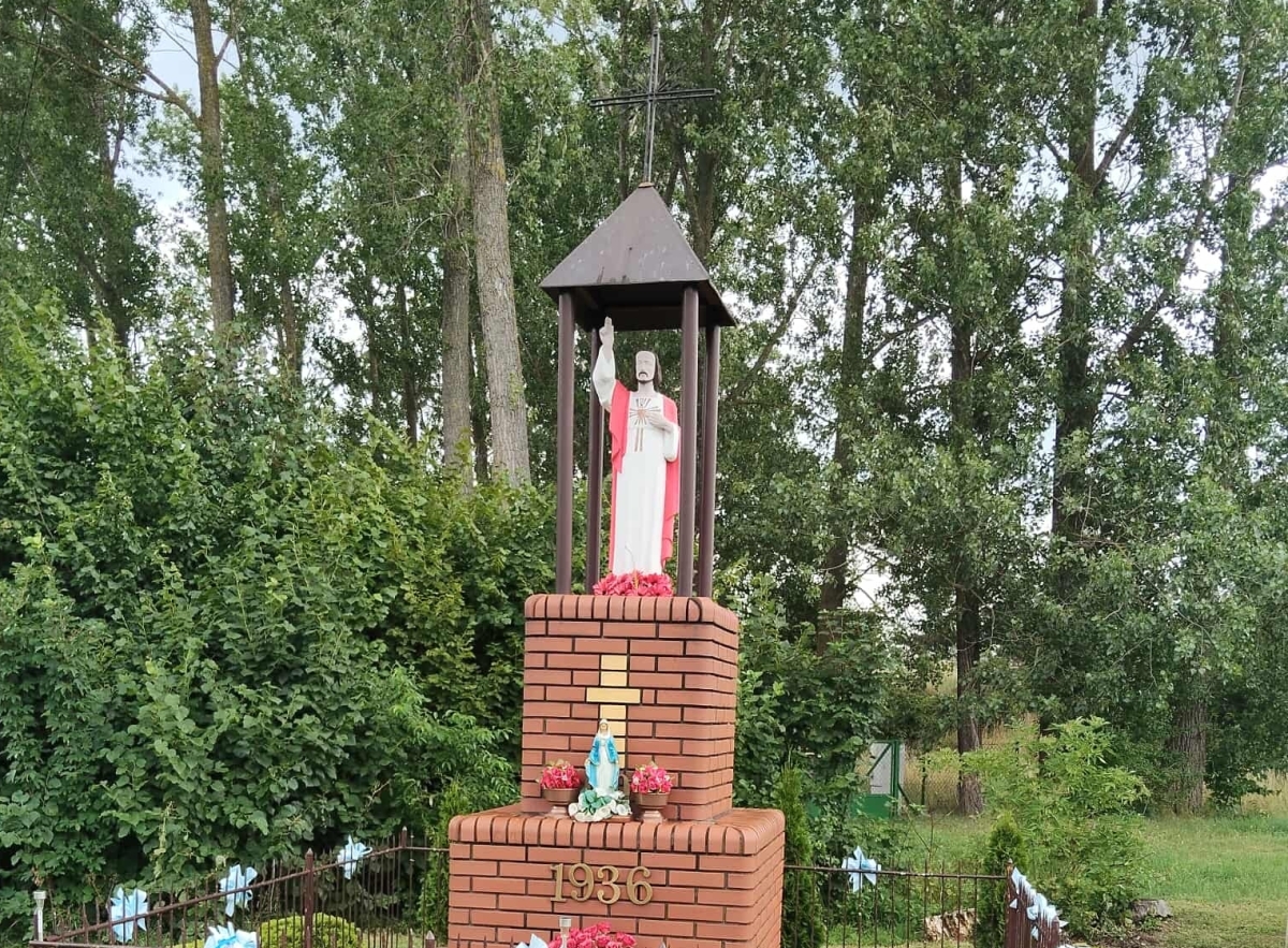 Nie uwierzysz, co kryją kapliczki w twojej okolicy… Zobacz sam i dodaj własne profile!