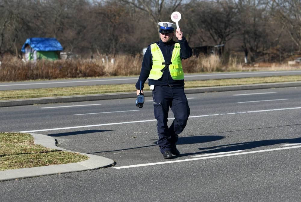 W okresie Wszystkich Świętych wzmożone kontrole policji i inspekcji transportu drogowego