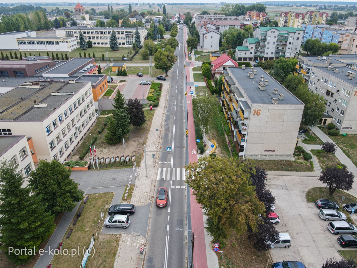 Ścieżka rowerowa i chodnik na ulicy Kolejowej otwarte [ZDJĘCIA] [WIDEO]