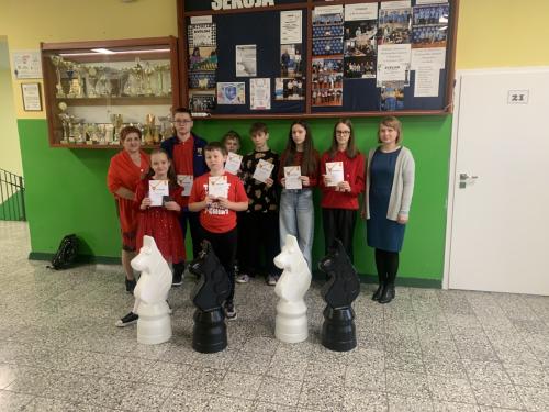  8. kościeleckich szachistów zdobyło tytuł LAUREATA w Ogólnopolskim Konkursie „Konik Szachowy” Jesień 2025
