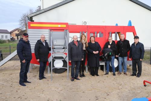 Strażacki plac zabaw w gminie Kościelec