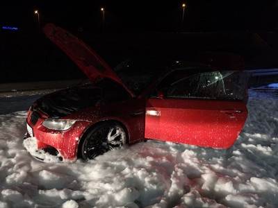 Pożar BMW na autostradzie A2