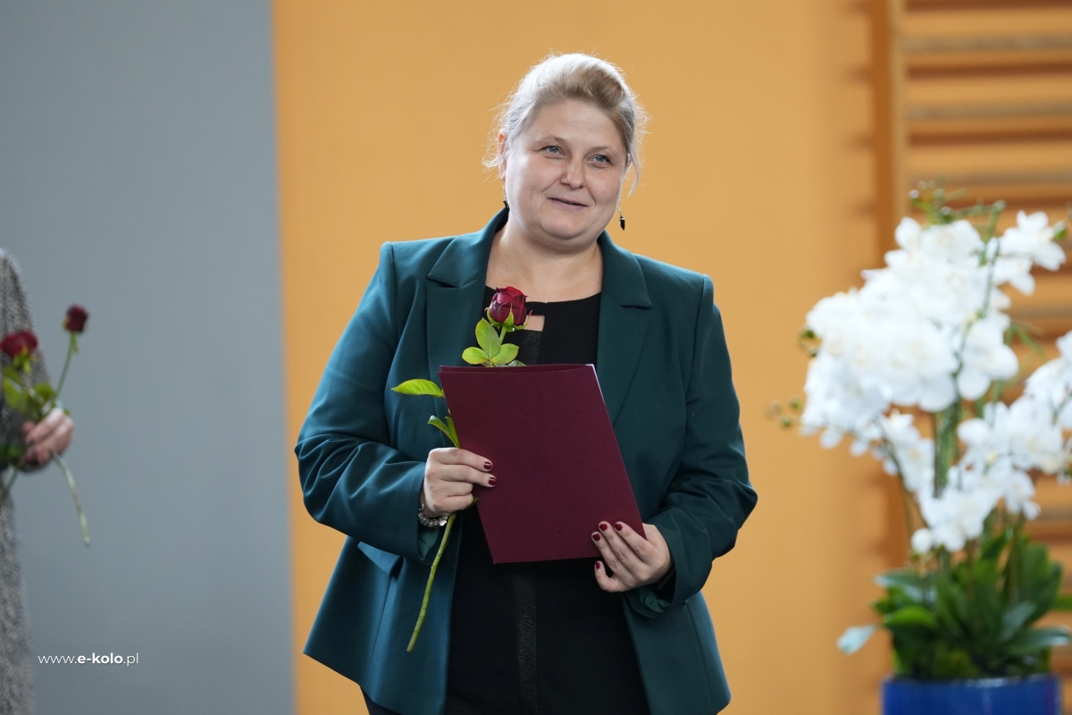 Powiatowy Dzień Edukacji Narodowej w Kole. Uhonorowano nauczycieli [FOTO]