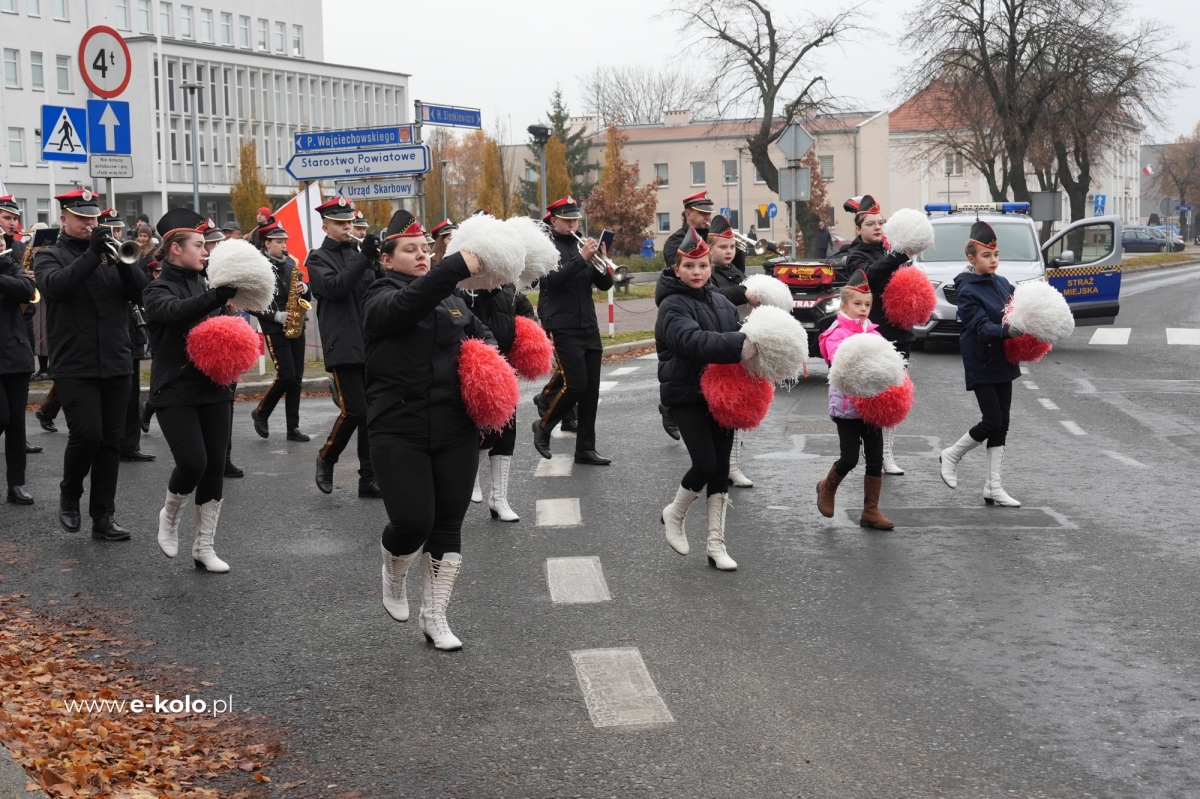 Koło uczciło Święto Niepodległości - mieszkańcy i delegacje we wspólnym pochodzie [FOTO]