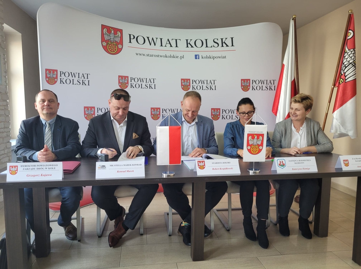 Umowa na budowę ulicy Toruńskiej w Kłodawie podpisana