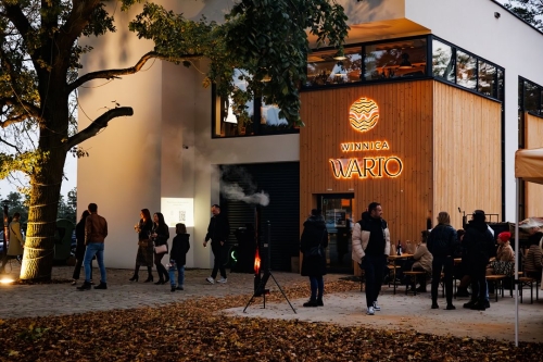 Piwnice Powiercia 2025. Wino, muzyka i smaki regionu w odrestaurowanym pałacu [FOTO]