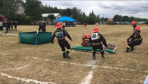 Zawody sportowo-pożarnicze dla OSP Dęby Szlacheckie