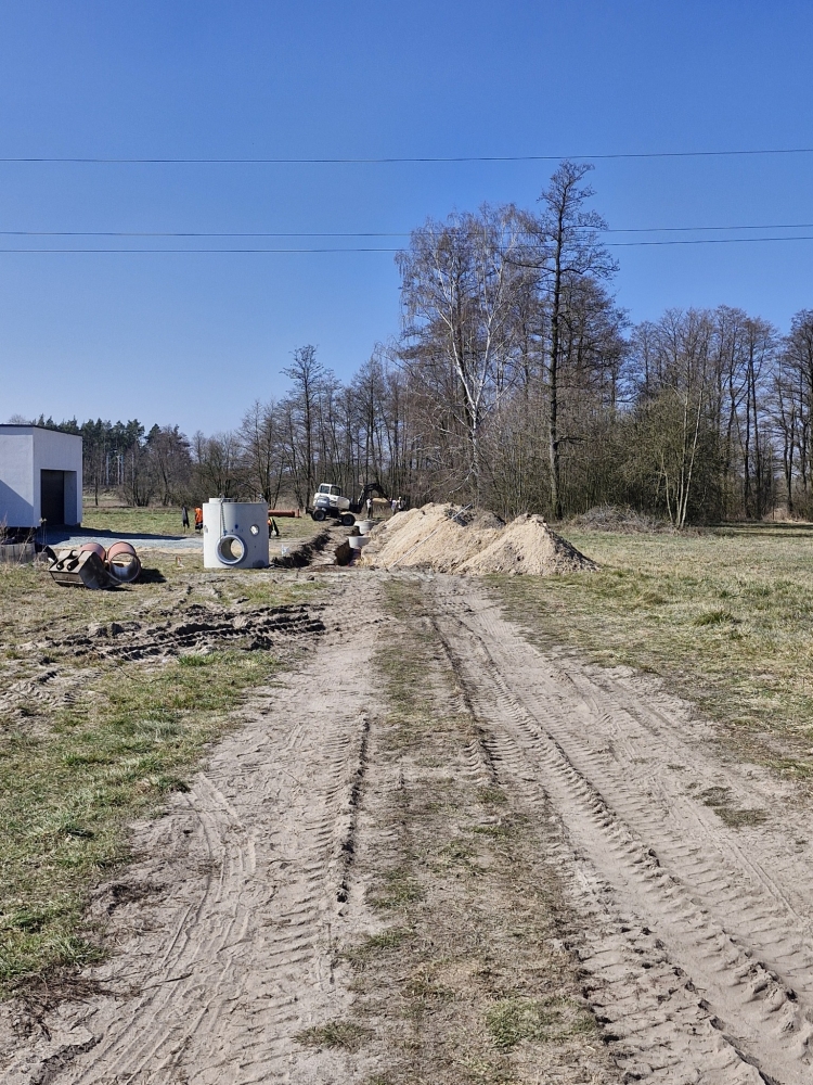 W Osieku Wielkim rozpoczęła się przebudowa dróg gminnych