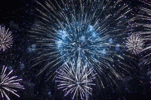 Niebawem powitamy Nowy Rok - zasady bezpieczeństwa z fajerwerkami