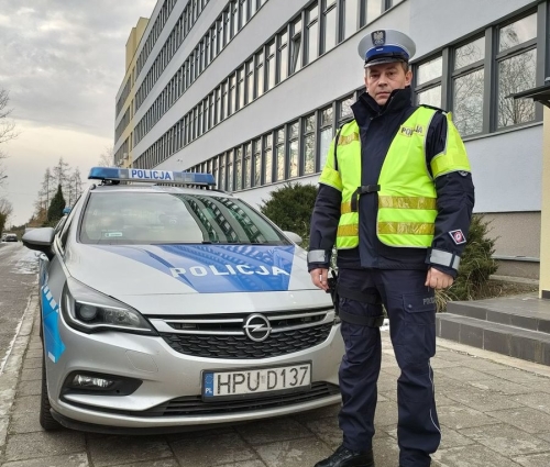 Policjanci pomogli odebrać poród na kolskim odcinku autostrady A2!