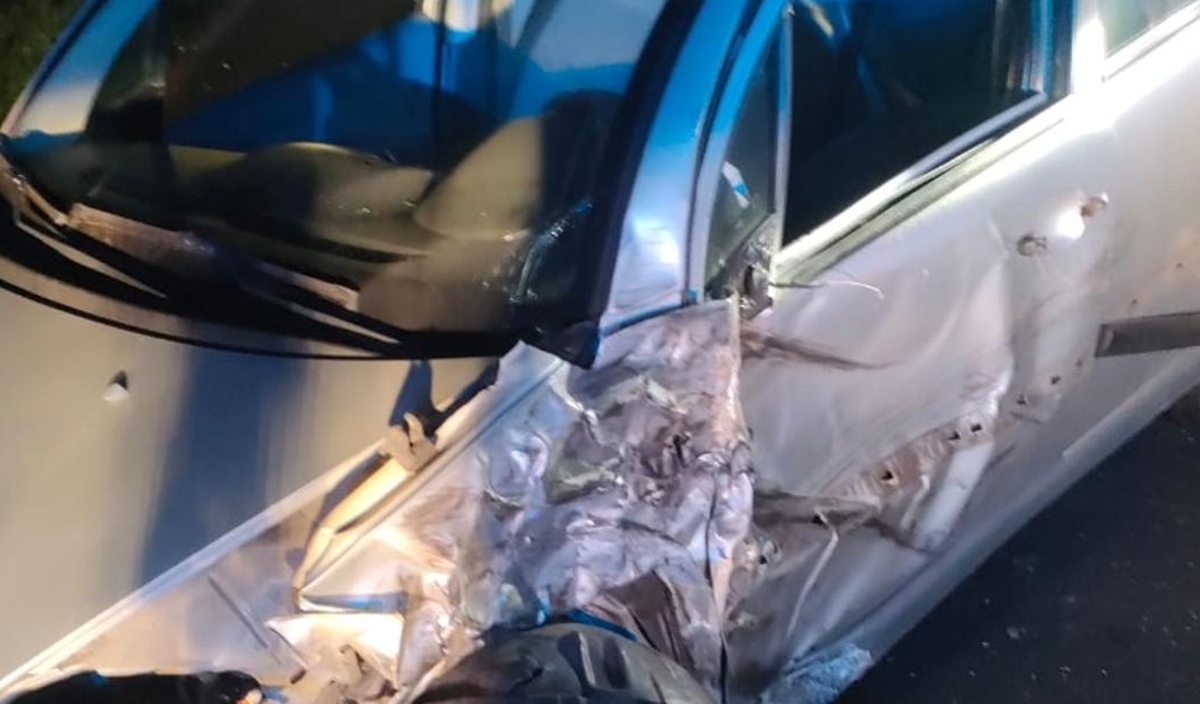 Zderzenie citroena z ciągnikiem rolniczym. Jedna osoba trafiła do szpitala