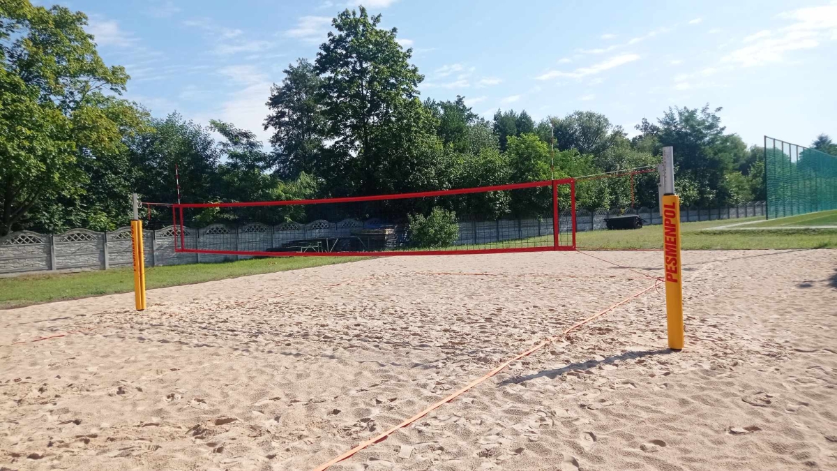 Boisko do piłki plażowej na terenie Stadionu MOSiR w Kole