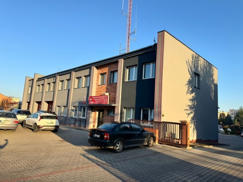 Modernizacja budynku Komendy PSP w Kole. Nowa elewacja i kolejne zmiany w planach [FOTO]