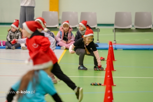 Mikołajki na sportowo. Przedszkolaki z gminy Koło na wspólnej integracji [FOTO]