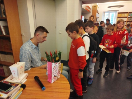 Spotkanie z Rafałem Witkiem w Filii dla Dzieci MiPBP w Kole