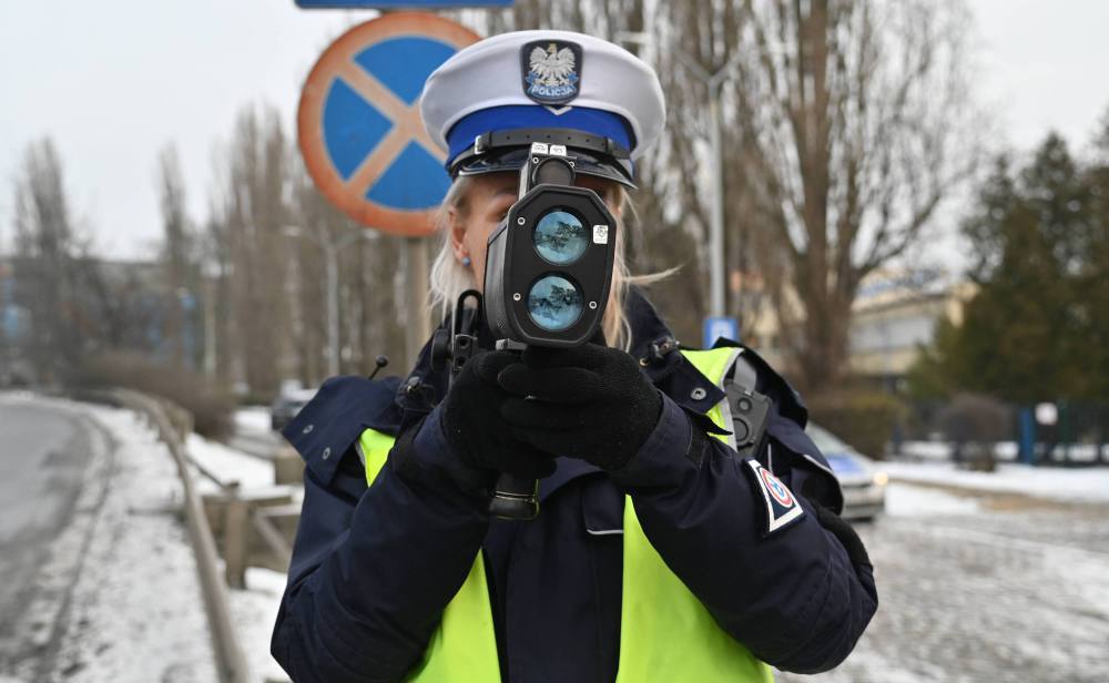 W święta na drogach więcej patroli policji, w tym z grupy SPEED