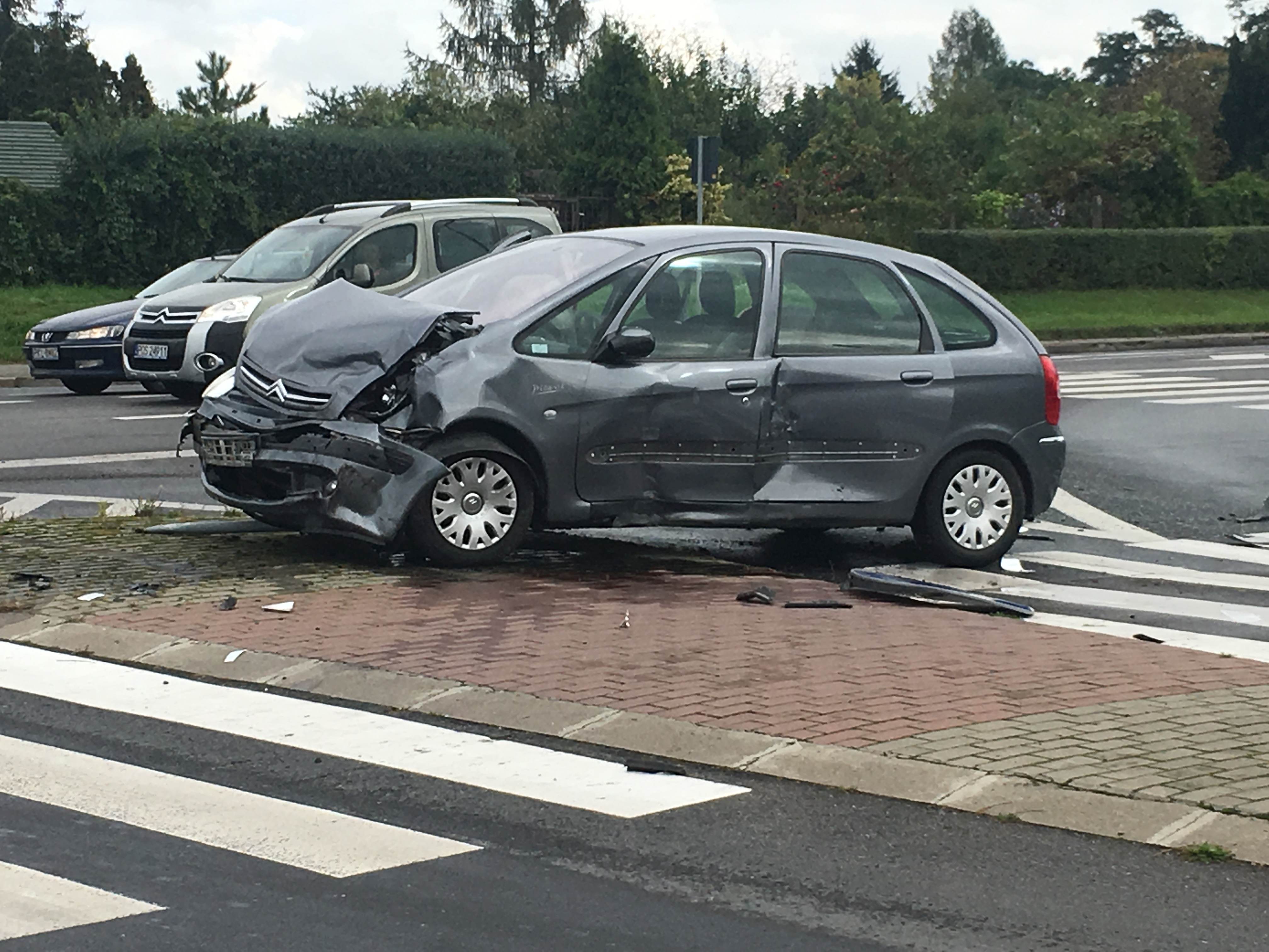 Kolejny wypadek na feralnym skrzyżowaniu w Kole