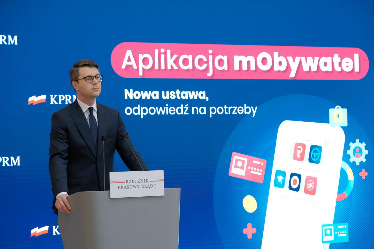 Od 14 lipca aplikacja mObywatel będzie kolejnym dokumentem tożsamości