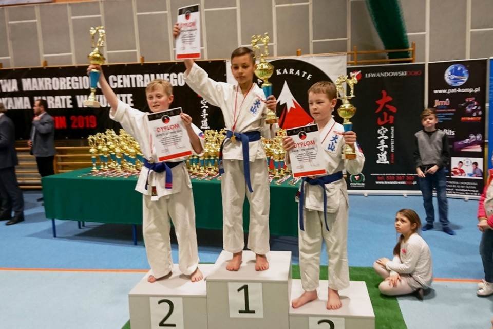 Ślesin szczęśliwy dla zawodników OYAMA KARATE