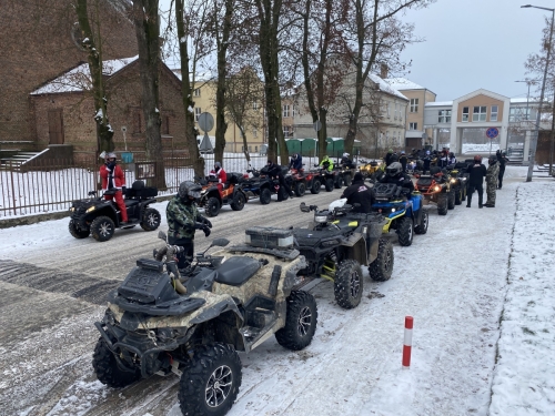 Mikołaje na quadach z prezentami dla kolskich rodzin [ZDJĘCIA]