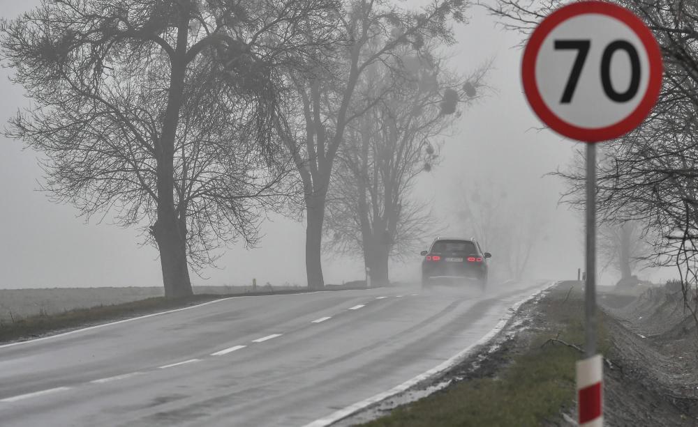 KGP: wolniejsza jazda wymuszona wysokimi karami przynosi efekty - mniej śmiertelnych wypadków