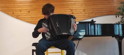 Muzyczna prezentacja z okazji Dnia Matki