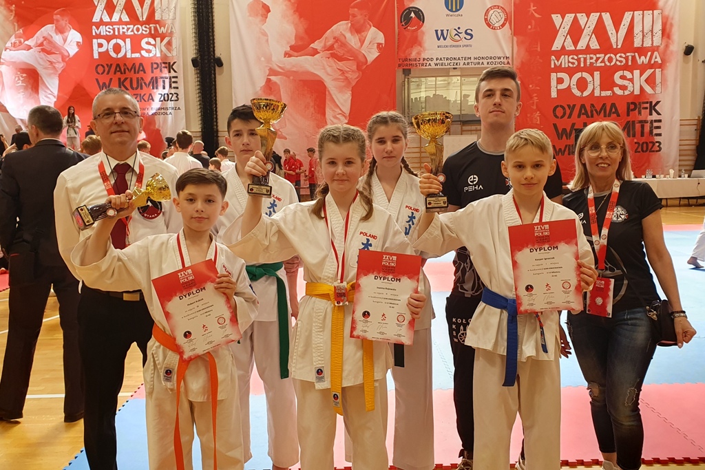 Zawodnicy Oyama Karate Mistrzami Polski [ZDJĘCIA]