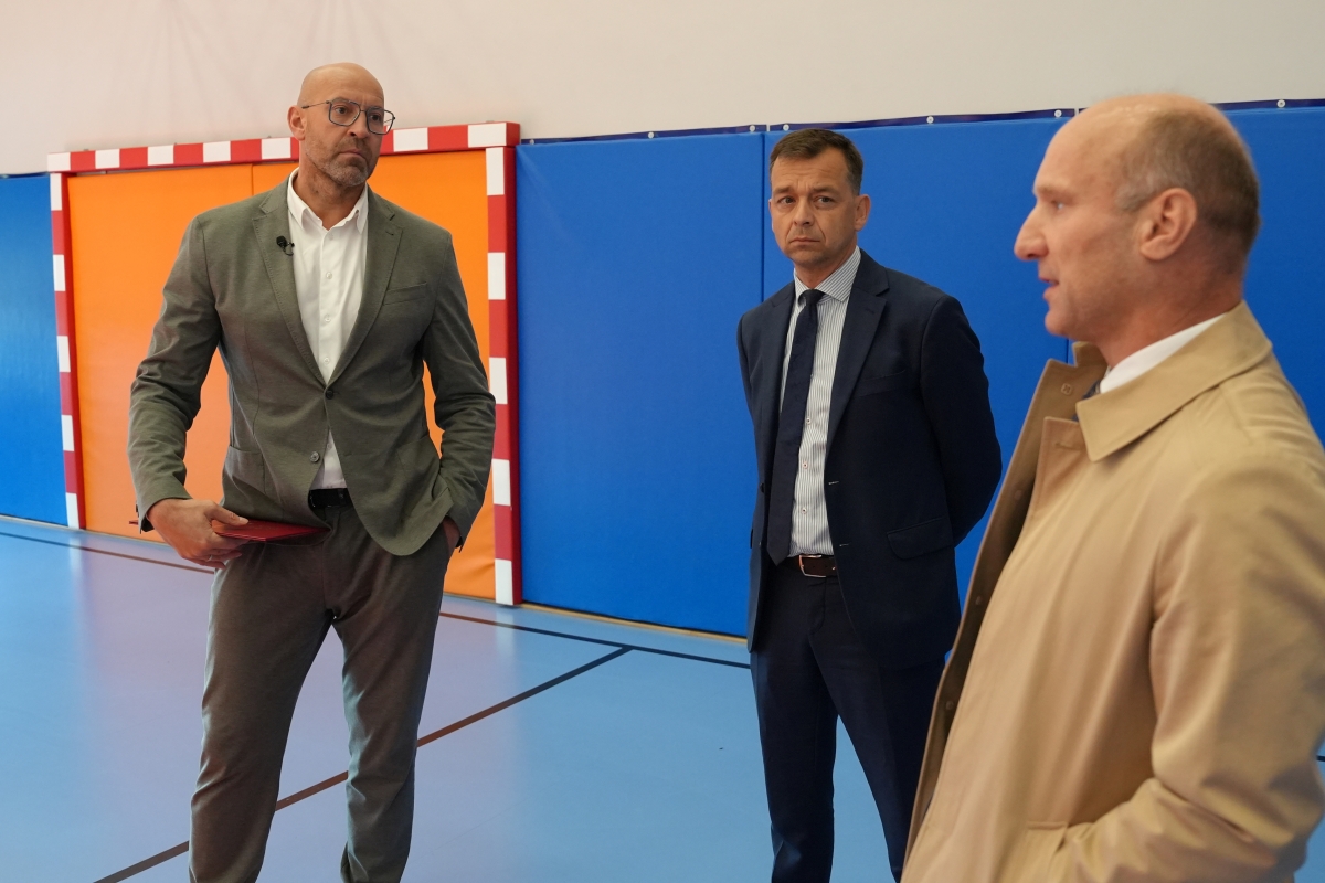 Jakub Rutnicki odwiedza Gminę Koło: Inwestycje sportowe na tapecie [FOTO]