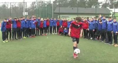Młodzi sportowcy zapraszają przez film! [VIDEO]