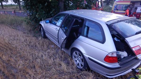 BMW wyprzedzał na skrzyżowaniu i uderzył w Lamborghini