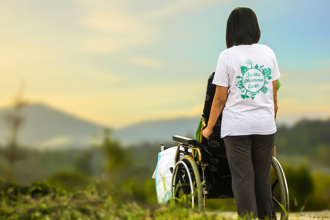 Asystent osobisty osoby niepełnosprawnej. Rusza nabór wniosków do edycji 2022