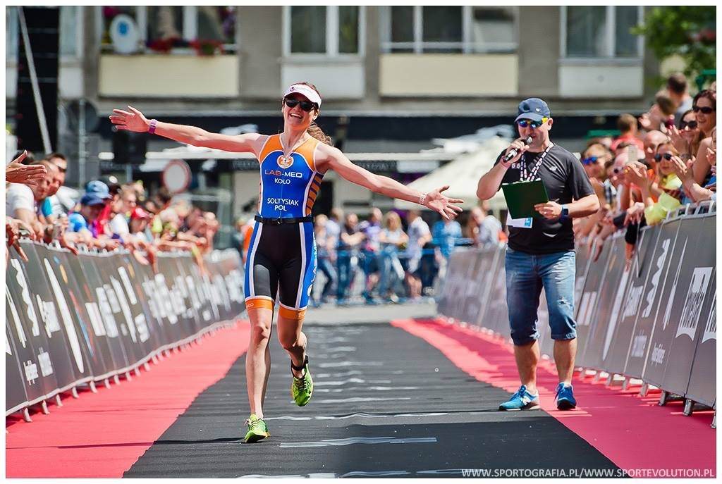 Mocne wejście w sezon triathlonowy przez kolankę!