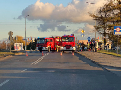 Skrzyżowanie przy Kauflandzie- zderzenie osobówki z jednośladem